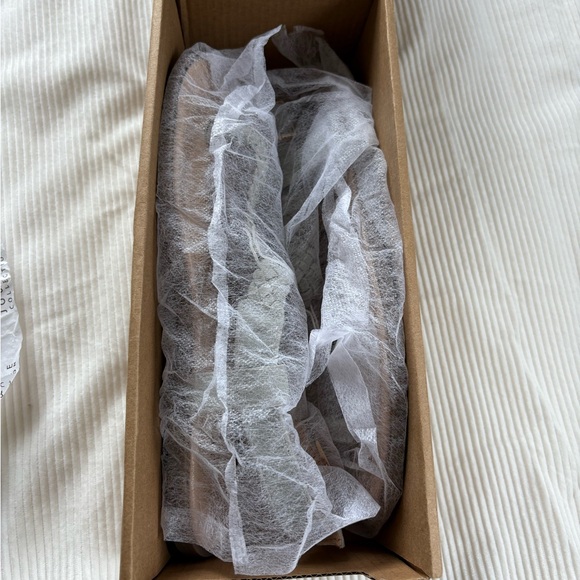 Journee Collection Genevieve Braided Sandals Grey - Women’s size 8.5 (In Box) - Picture 7 of 7